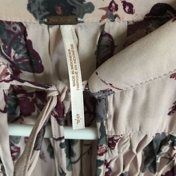 Free people SZ Small top floral blouse pink long sleeve boho layered hem - Picture 4 of 6